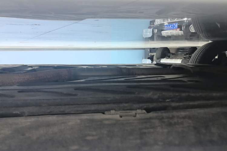 Used Mercedes-Benz GLC 2019 Facelift GLC 260 L 4MATIC Luxury Model Right Side Sill