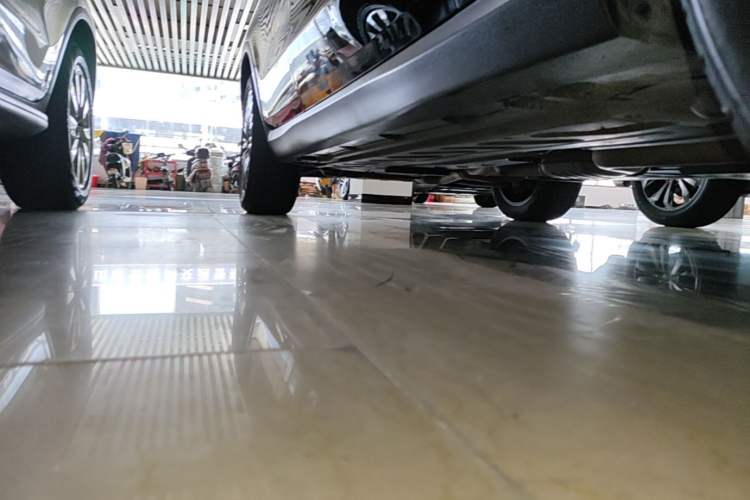 Used Mercedes-Benz GLC 2019 GLC 200 L 4MATIC Right Side Sill