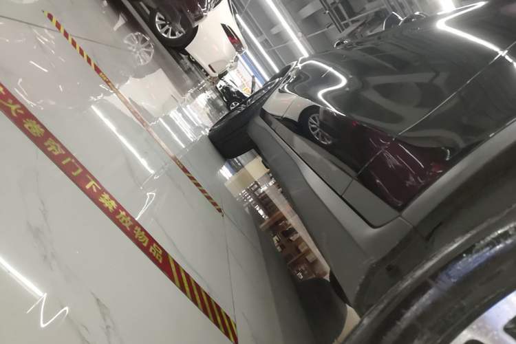 Used Mercedes-Benz GLC 2019 GLC 260 L 4MATIC Dynamic Model Right Side Sill