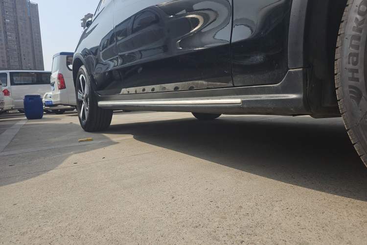 Used Mercedes-Benz GLC 2019 Facelift GLC 260 L 4MATIC Luxury Model Right Side Sill