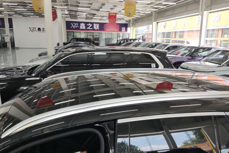 Used Mercedes-Benz GLC 2019 GLC 260 L 4MATIC Dynamic Model Roof
