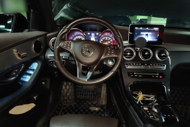 Used Mercedes-Benz GLC 2019 GLC 200 L 4MATIC Steering Wheel
