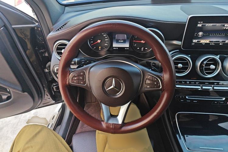 Used Mercedes-Benz GLC 2019 GLC 200 L 4MATIC Steering Wheel