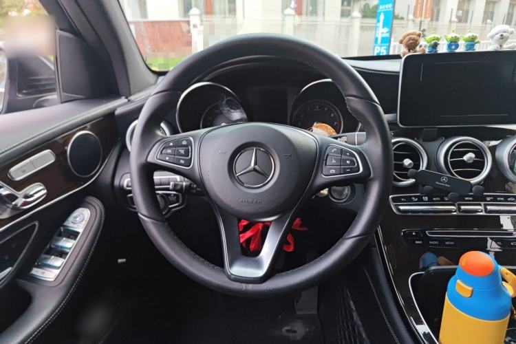 Used Mercedes-Benz GLC 2019 Facelift GLC 260 L 4MATIC Luxury Model Steering Wheel