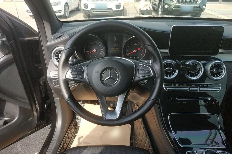 Used Mercedes-Benz GLC 2019 GLC 200 4MATIC Steering Wheel