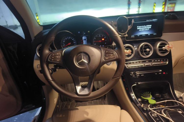 Used Mercedes-Benz GLC 2019 GLC 200 L 4MATIC Steering Wheel