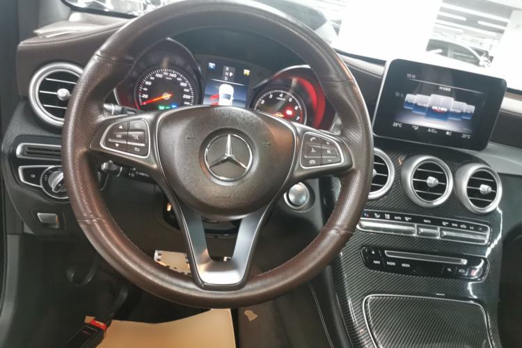 Used Mercedes-Benz GLC 2019 GLC 200 4MATIC Steering Wheel