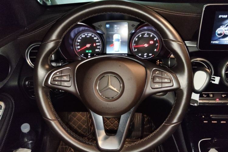Used Mercedes-Benz GLC 2019 GLC 200 4MATIC Steering Wheel