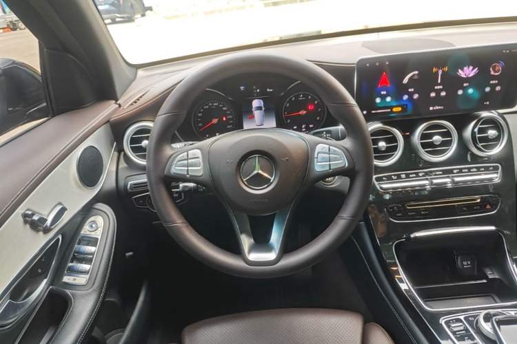 Used Mercedes-Benz GLC 2019 GLC 200 L 4MATIC Steering Wheel