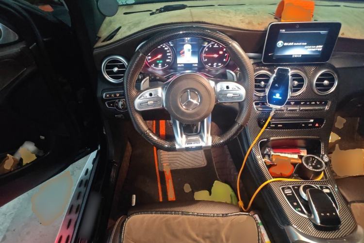 Used Mercedes-Benz GLC 2019 Refreshed GLC 300 L 4MATIC Dynamic Edition Steering Wheel