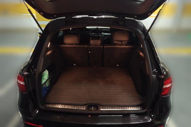 Used Mercedes-Benz GLC 2019 GLC 260 L 4MATIC Luxury Model Trunk