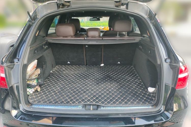 Used Mercedes-Benz GLC 2019 GLC 260 L 4MATIC Dynamic Model Trunk