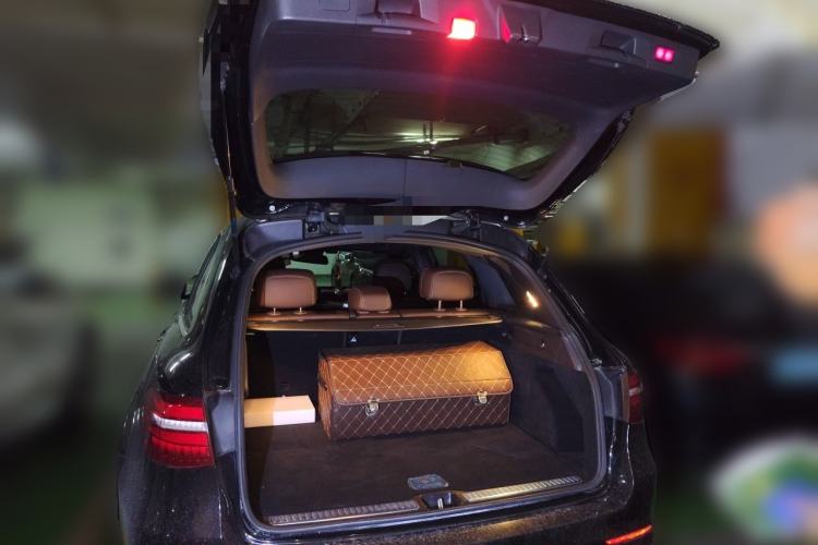 Used Mercedes-Benz GLC 2019 GLC 300 L 4MATIC Dynamic Model Trunk