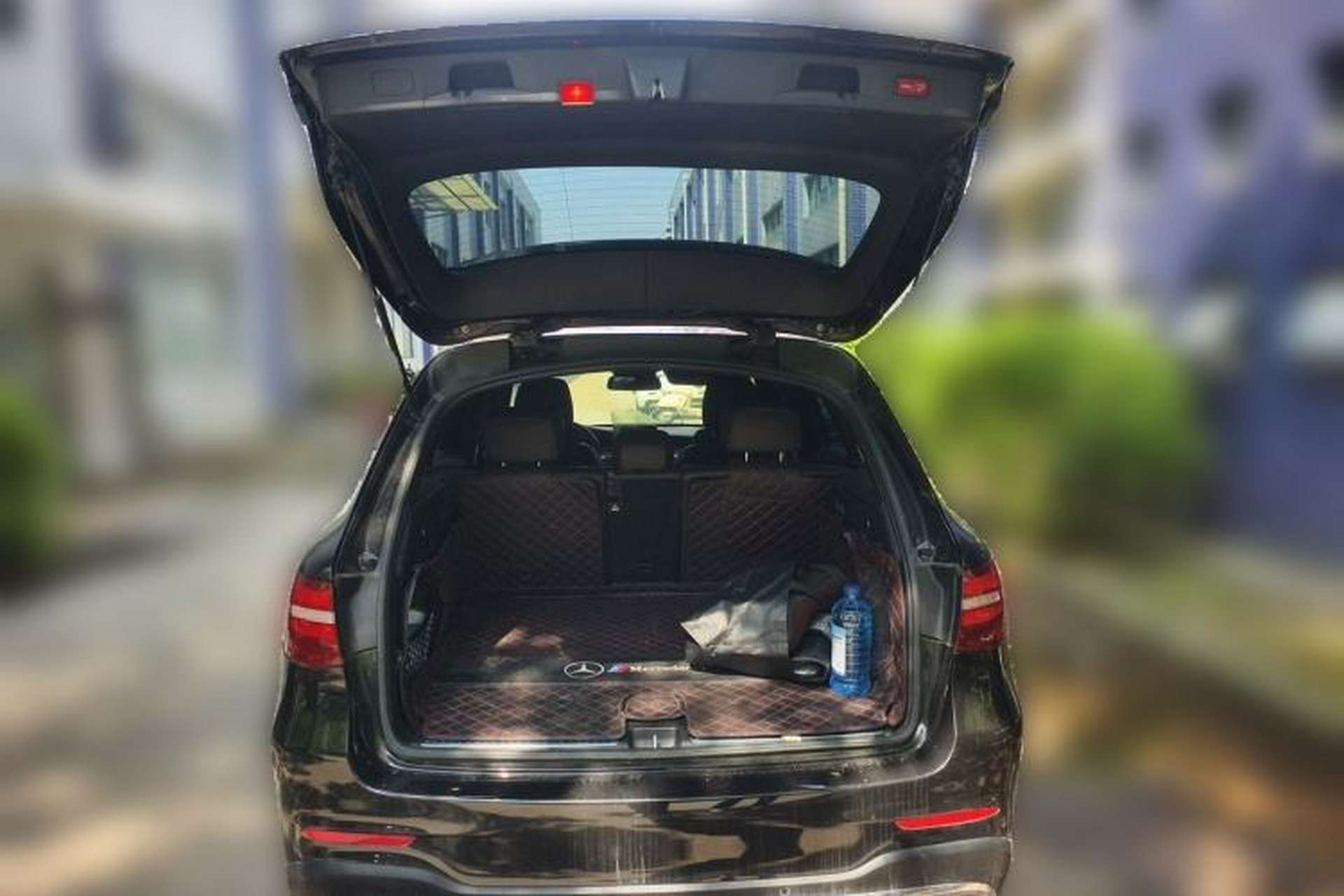 Used Mercedes-Benz GLC 2019 GLC 260 4MATIC Luxury Model Trunk