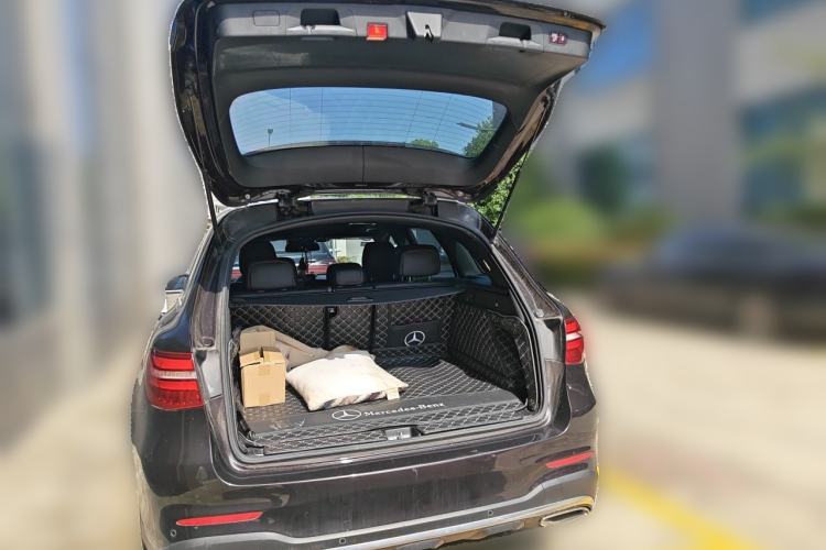 Used Mercedes-Benz GLC 2019 Facelift GLC 260 L 4MATIC Luxury Model Trunk