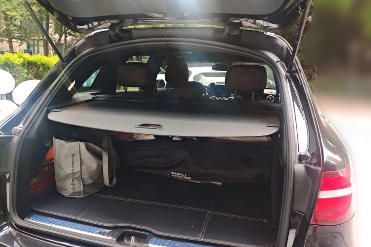 Used Mercedes-Benz GLC 2019 Refreshed GLC 300 L 4MATIC Dynamic Edition Trunk