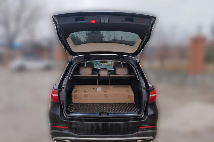 Used Mercedes-Benz GLC 2019 GLC 260 L 4MATIC Dynamic Model Trunk