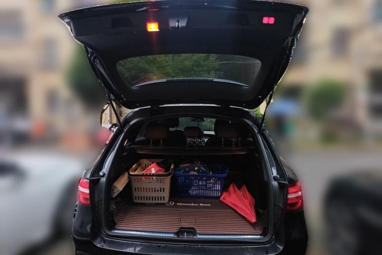 Used Mercedes-Benz GLC 2019 Facelift GLC 260 L 4MATIC Luxury Model Trunk