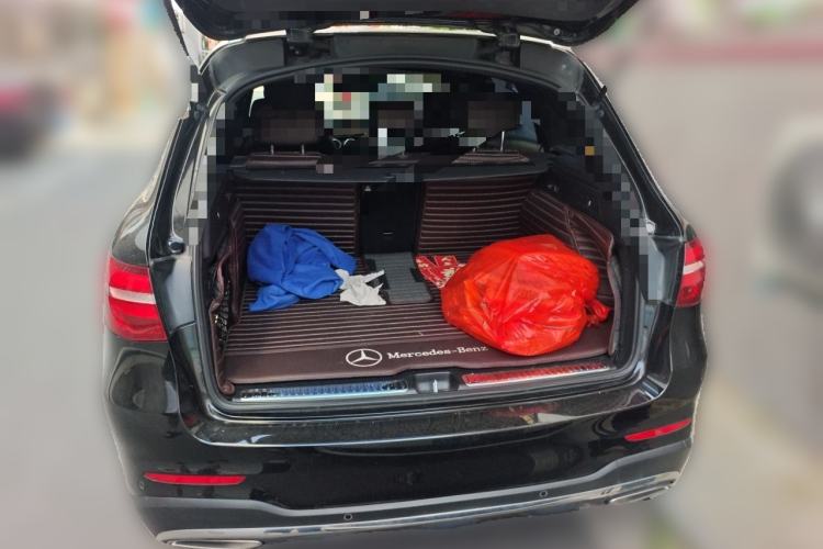 Used Mercedes-Benz GLC 2019 GLC 260 L 4MATIC Dynamic Model Trunk