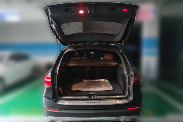 Used Mercedes-Benz GLC 2019 GLC 200 L 4MATIC Trunk