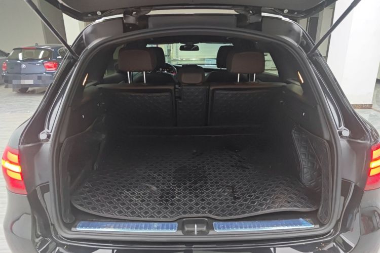 Used Mercedes-Benz GLC 2019 GLC 200 L 4MATIC Trunk