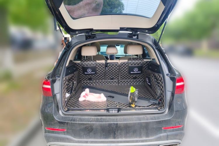 Used Mercedes-Benz GLC 2019 Facelift GLC 260 L 4MATIC Luxury Model Trunk