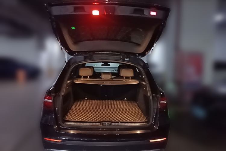 Used Mercedes-Benz GLC 2019 GLC 200 L 4MATIC Trunk