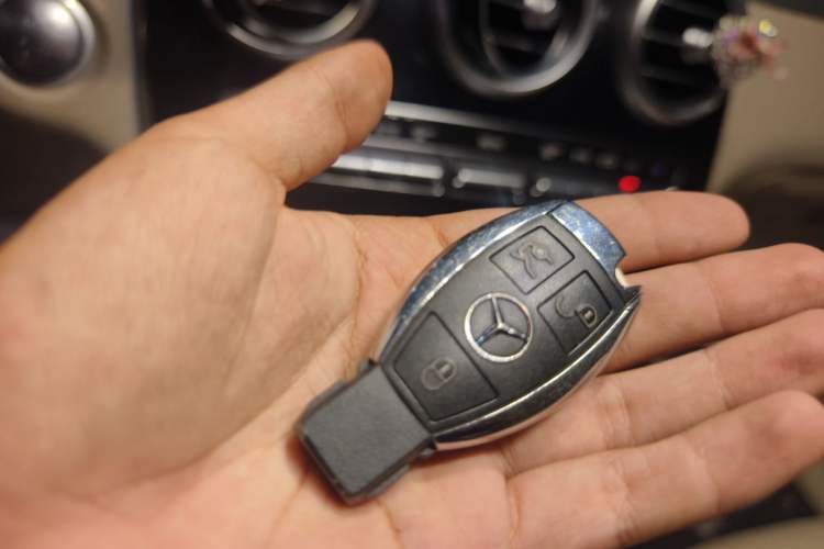 Used Mercedes-Benz GLC 2019 GLC 200 L 4MATIC Vehicle Key