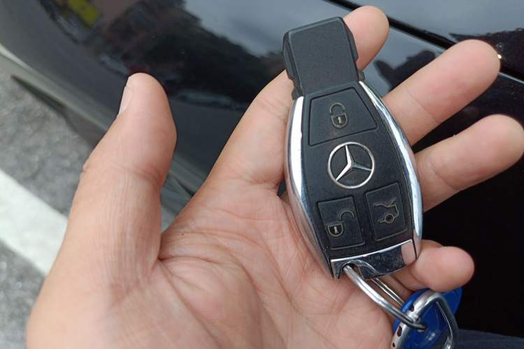 Used Mercedes-Benz GLC 2019 GLC 260 4MATIC Dynamic Edition Vehicle Key