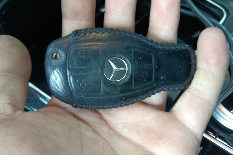 Used Mercedes-Benz GLC 2019 GLC 260 L 4MATIC Dynamic Model Vehicle Key