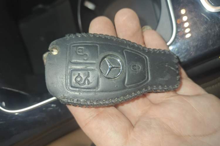 Used Mercedes-Benz GLC 2019 GLC 200 L 4MATIC Vehicle Key