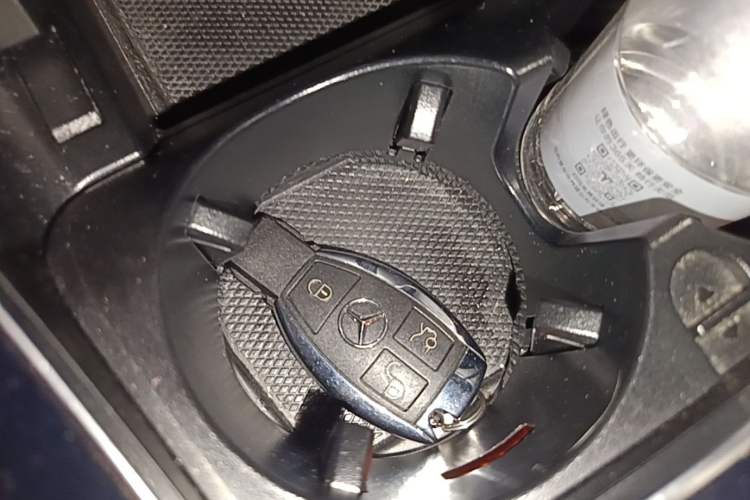 Used Mercedes-Benz GLC 2019 GLC 200 L 4MATIC Vehicle Key