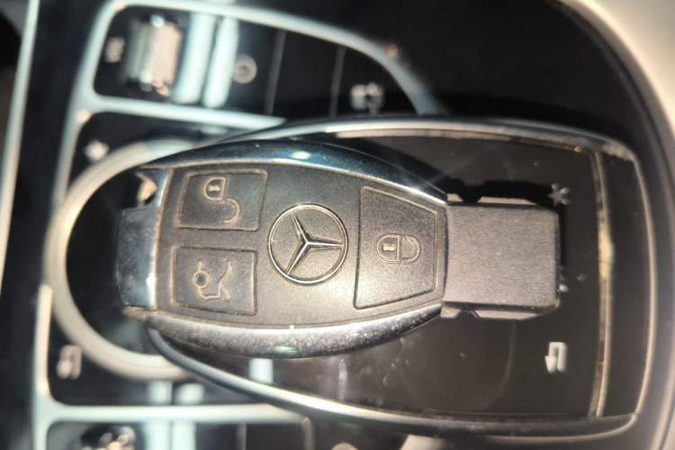 Used Mercedes-Benz GLC 2019 GLC 200 L 4MATIC Vehicle Key