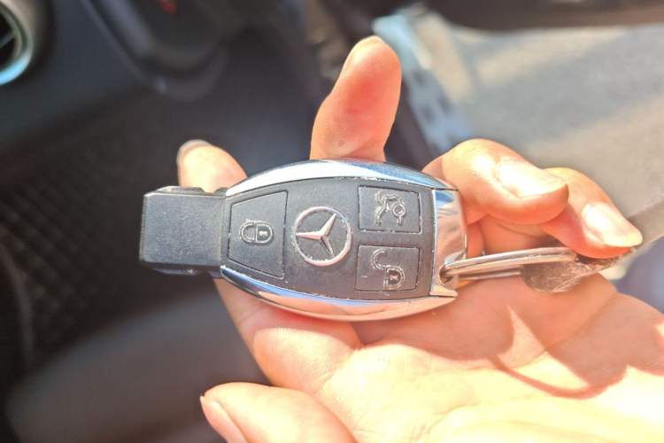 Used Mercedes-Benz GLC 2019 GLC 200 L 4MATIC Vehicle Key