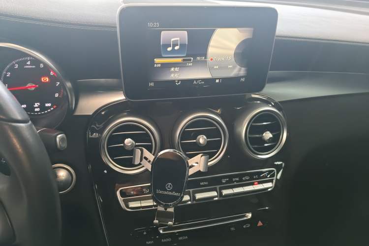 Used Mercedes-Benz GLC 2019 GLC 260 L 4MATIC Dynamic Model Audio And AC Panel