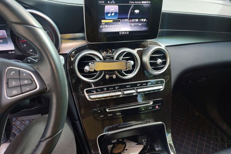 Used Mercedes-Benz GLC 2019 GLC 260 L 4MATIC Dynamic Model Audio And AC Panel