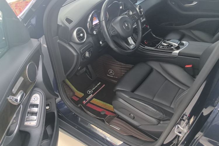 Used Mercedes-Benz GLC 2019 GLC 260 4MATIC Dynamic Edition Driver Seat