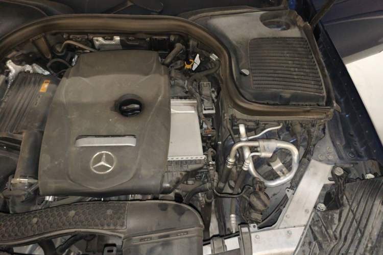 Used Mercedes-Benz GLC 2019 GLC 300 L 4MATIC Dynamic Model Engine Bay Left