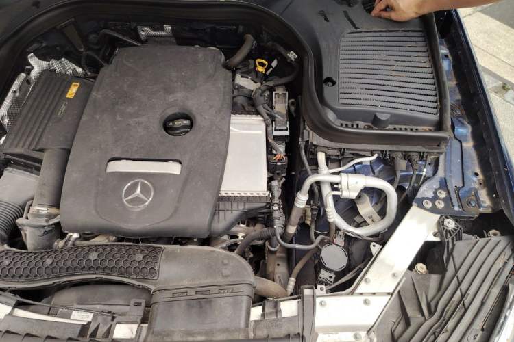 Used Mercedes-Benz GLC 2019 GLC 200 L 4MATIC Engine Bay Left