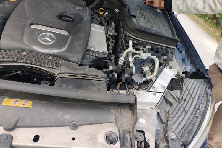 Used Mercedes-Benz GLC 2019 GLC 260 L 4MATIC Dynamic Model Engine Bay Left