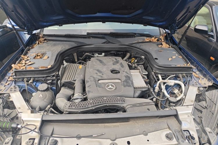 Used Mercedes-Benz GLC 2019 GLC 260 4MATIC Dynamic Edition Engine Bay