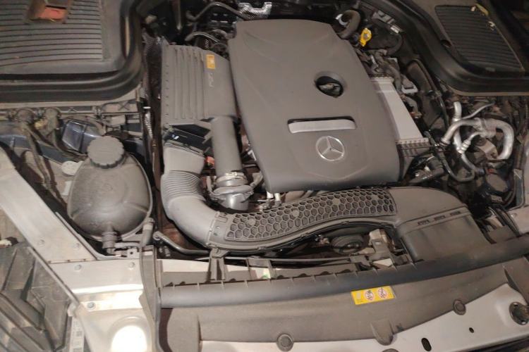 Used Mercedes-Benz GLC 2019 GLC 260 4MATIC Luxury Model Engine Bay