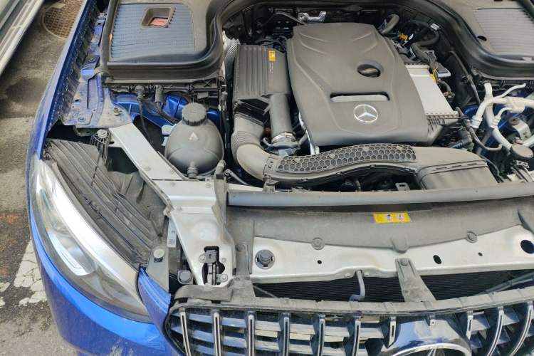 Used Mercedes-Benz GLC 2019 GLC 300 L 4MATIC Dynamic Model Engine Bay Right