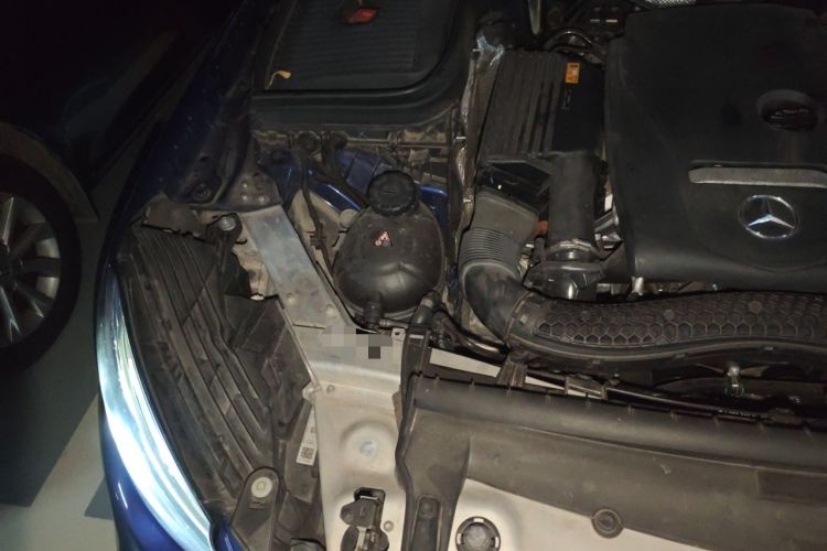 Used Mercedes-Benz GLC 2019 GLC 260 L 4MATIC Dynamic Model Engine Bay Right