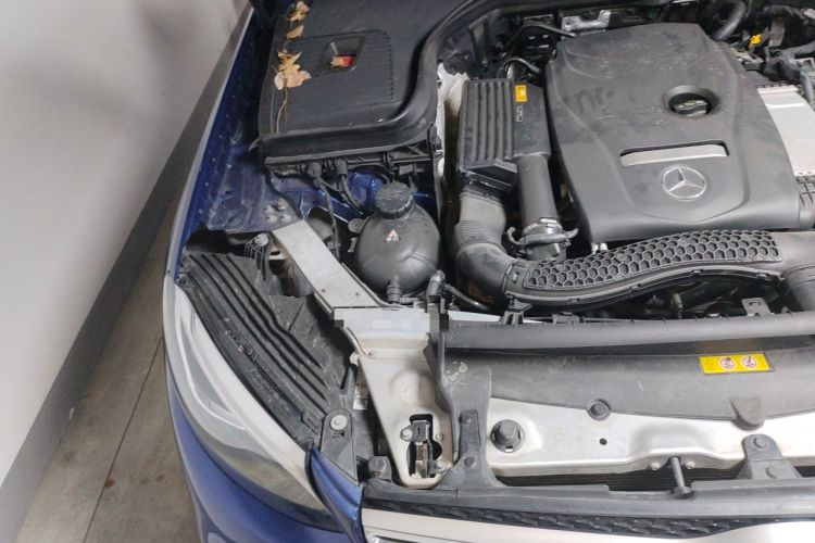 Used Mercedes-Benz GLC 2019 GLC 260 L 4MATIC Dynamic Model Engine Bay Right