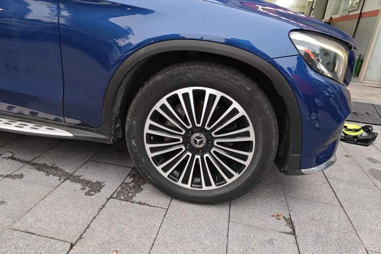 Used Mercedes-Benz GLC 2019 GLC 200 L 4MATIC Exterior 1
