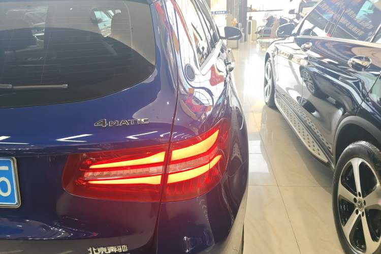 Used Mercedes-Benz GLC 2019 GLC 260 L 4MATIC Dynamic Model Exterior 3