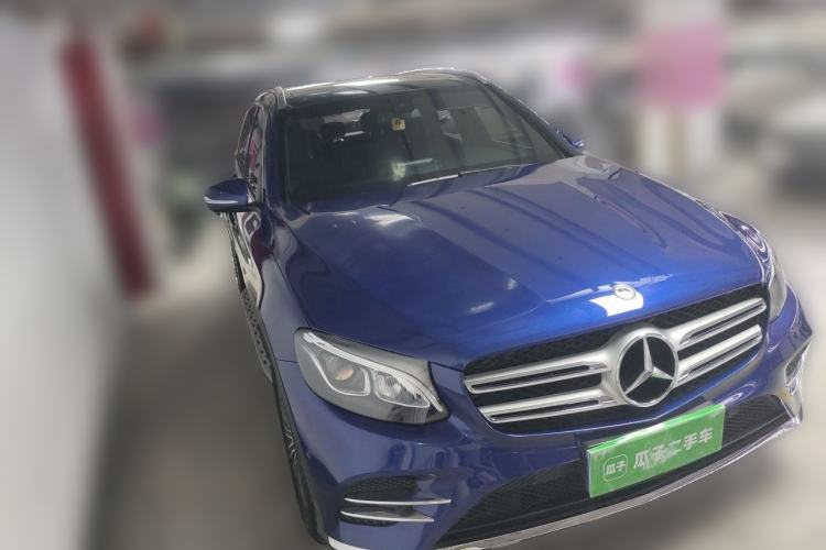 Used Mercedes-Benz GLC 2019 GLC 260 L 4MATIC Dynamic Model Front Right 45 Deg