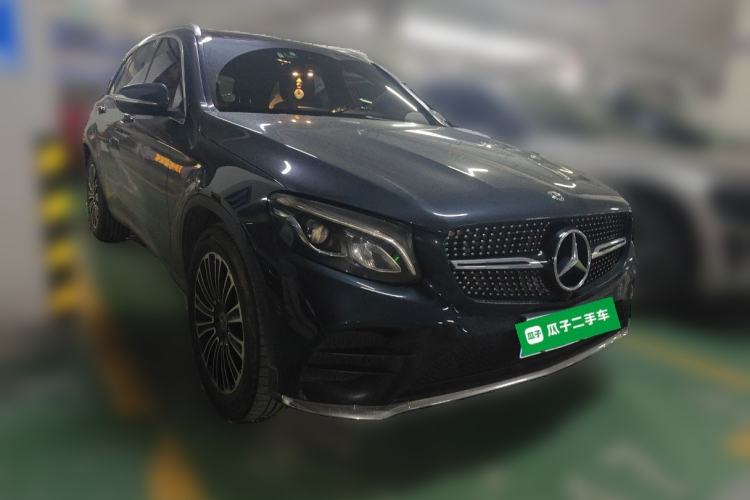 Used Mercedes-Benz GLC 2019 GLC 260 L 4MATIC Dynamic Model Front Right 45 Deg