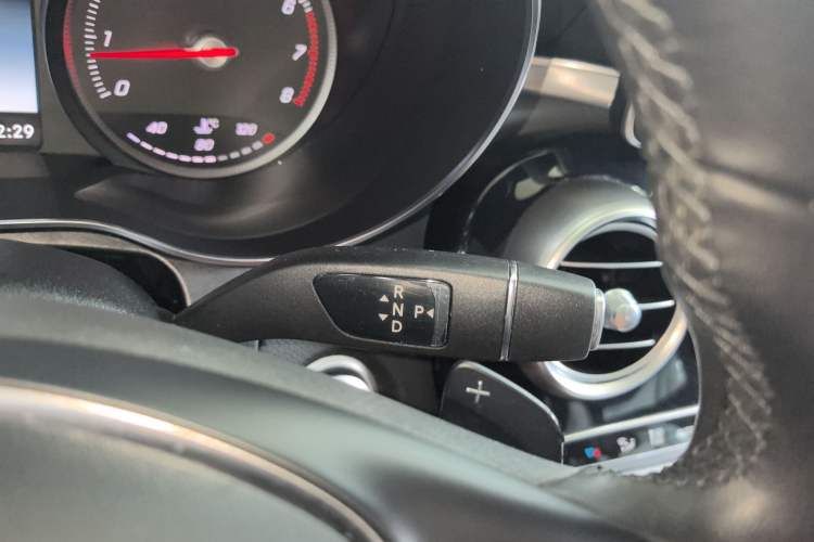 Used Mercedes-Benz GLC 2019 GLC 200 L 4MATIC Gear Lever
